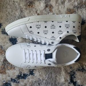 MCM Terrain Lo Sneakers in Visetos (white)